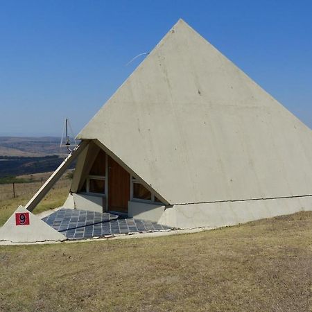 Pyramids Motel Van Reenen 外观 照片