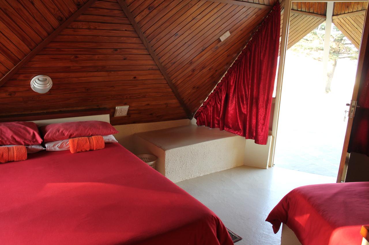 Pyramids Motel Van Reenen 外观 照片