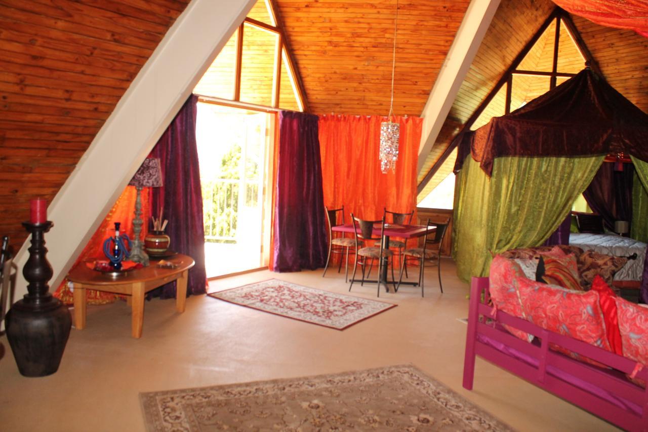 Pyramids Motel Van Reenen 外观 照片