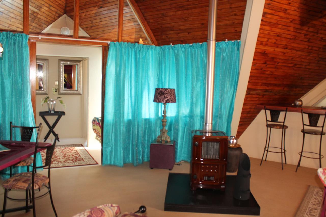 Pyramids Motel Van Reenen 外观 照片