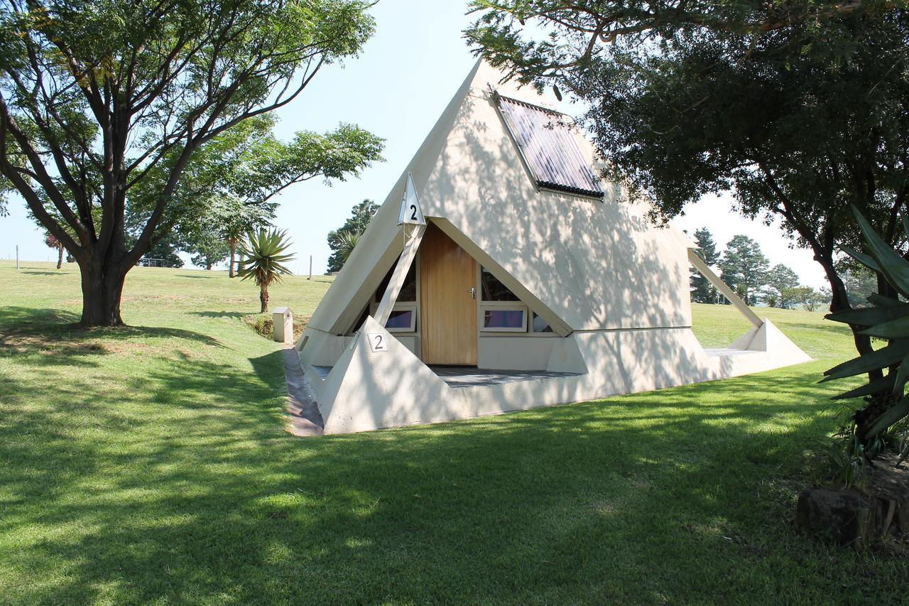 Pyramids Motel Van Reenen 外观 照片