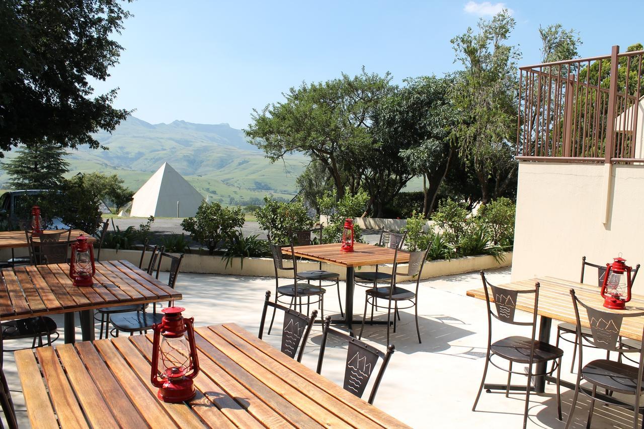Pyramids Motel Van Reenen 外观 照片